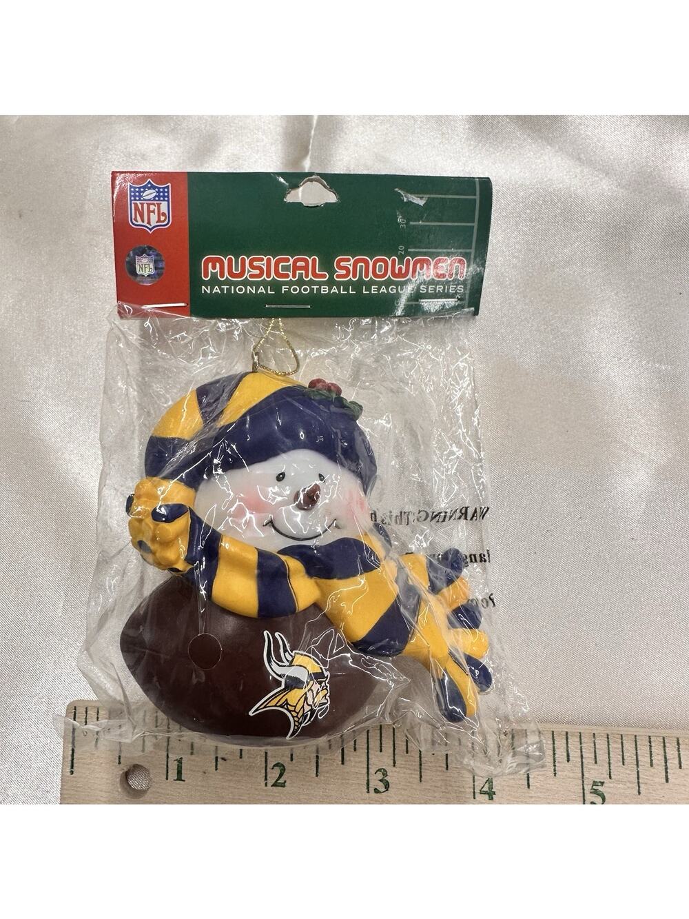 Vintage Minnesota Vikings Snowman Leaning on Football Christmas Ornament NFL NOS